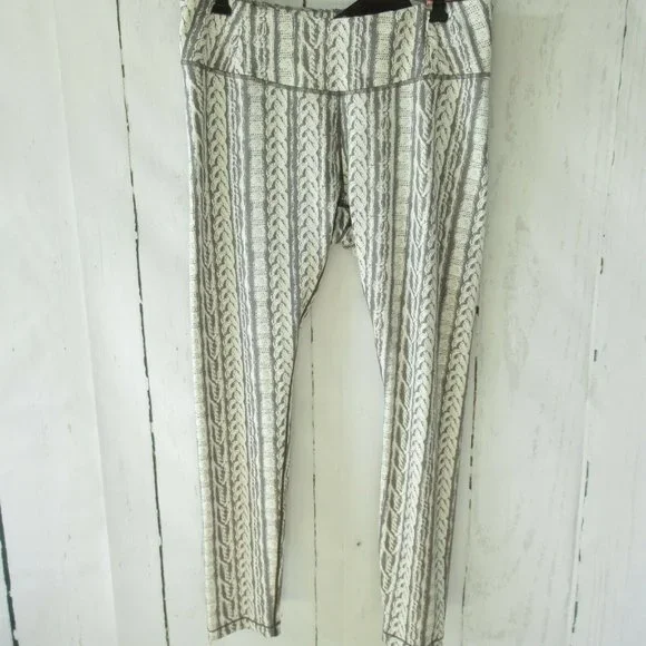 New Calia Carrie Underwood Tight Fit Leggings L Large Gray Cable Print - Picture 1 of 9